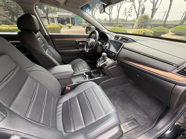 HONDA本田 CR-V  第14張相片