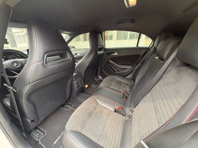 M-BENZ賓士 A180  第13張相片