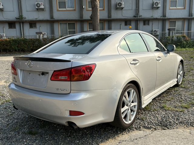 LEXUS凌志 IS250  第6張相片