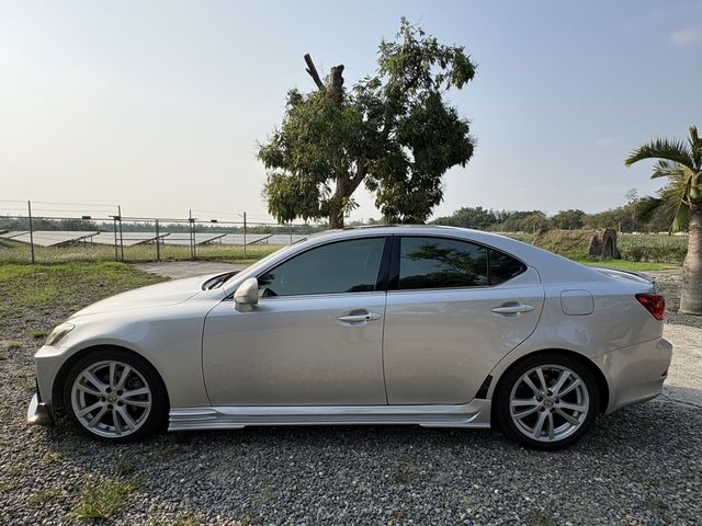 LEXUS凌志 IS250  第7張相片
