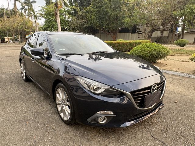 MAZDA馬自達 MAZDA 3  第3張相片