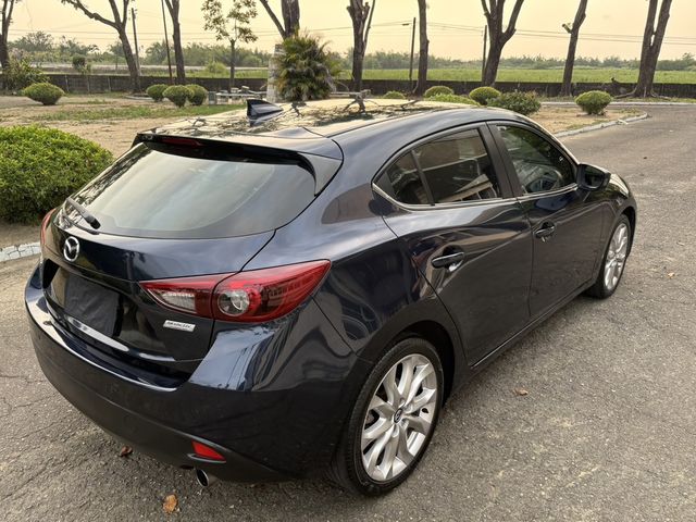 MAZDA馬自達 MAZDA 3  第4張相片