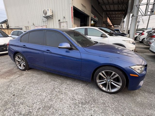 BMW寶馬 328I  第2張相片