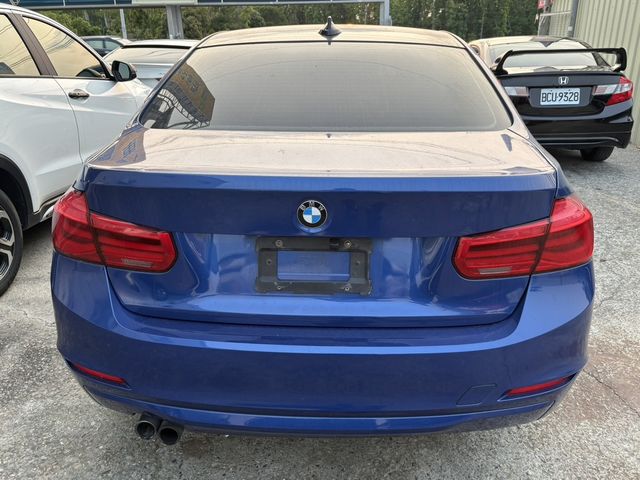 BMW寶馬 328I  第4張相片