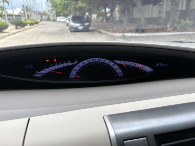 TOYOTA豐田 PREVIA  第8張相片