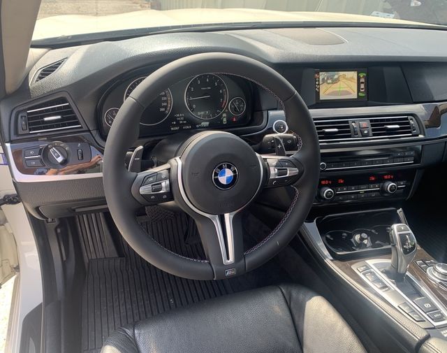 BMW寶馬 520I  第8張相片