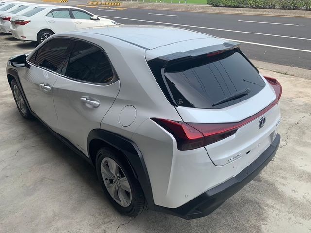 LEXUS凌志 UX250H  第4張相片