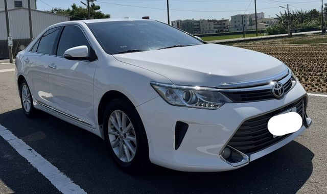 TOYOTA豐田 CAMRY  第2張相片