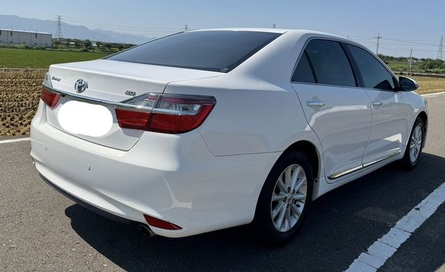 TOYOTA豐田 CAMRY  第3張相片