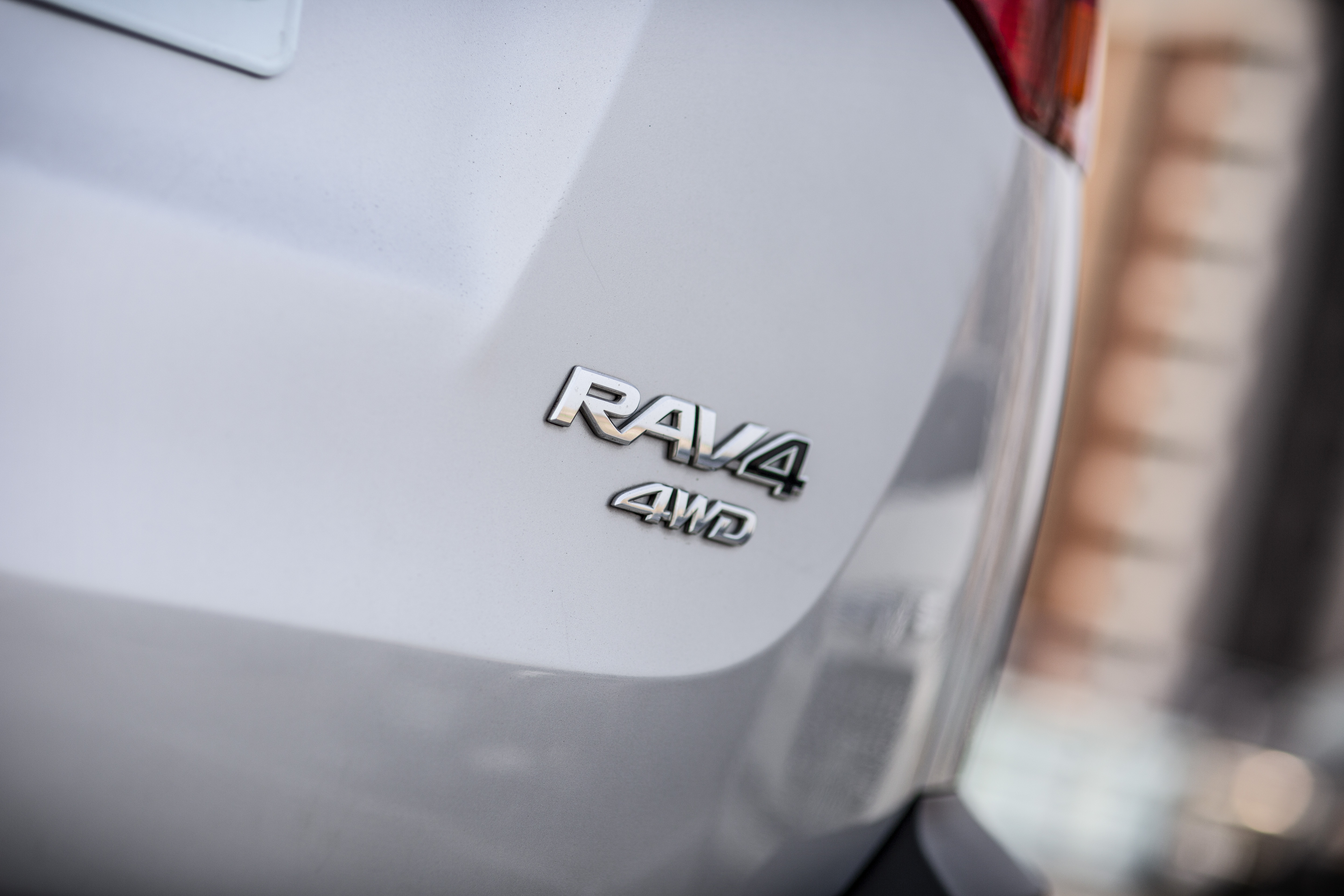 13年 RAV4 2.5頂級 4WD 6安 動態穩定 循跡【中古車行情指標店】  第8張相片