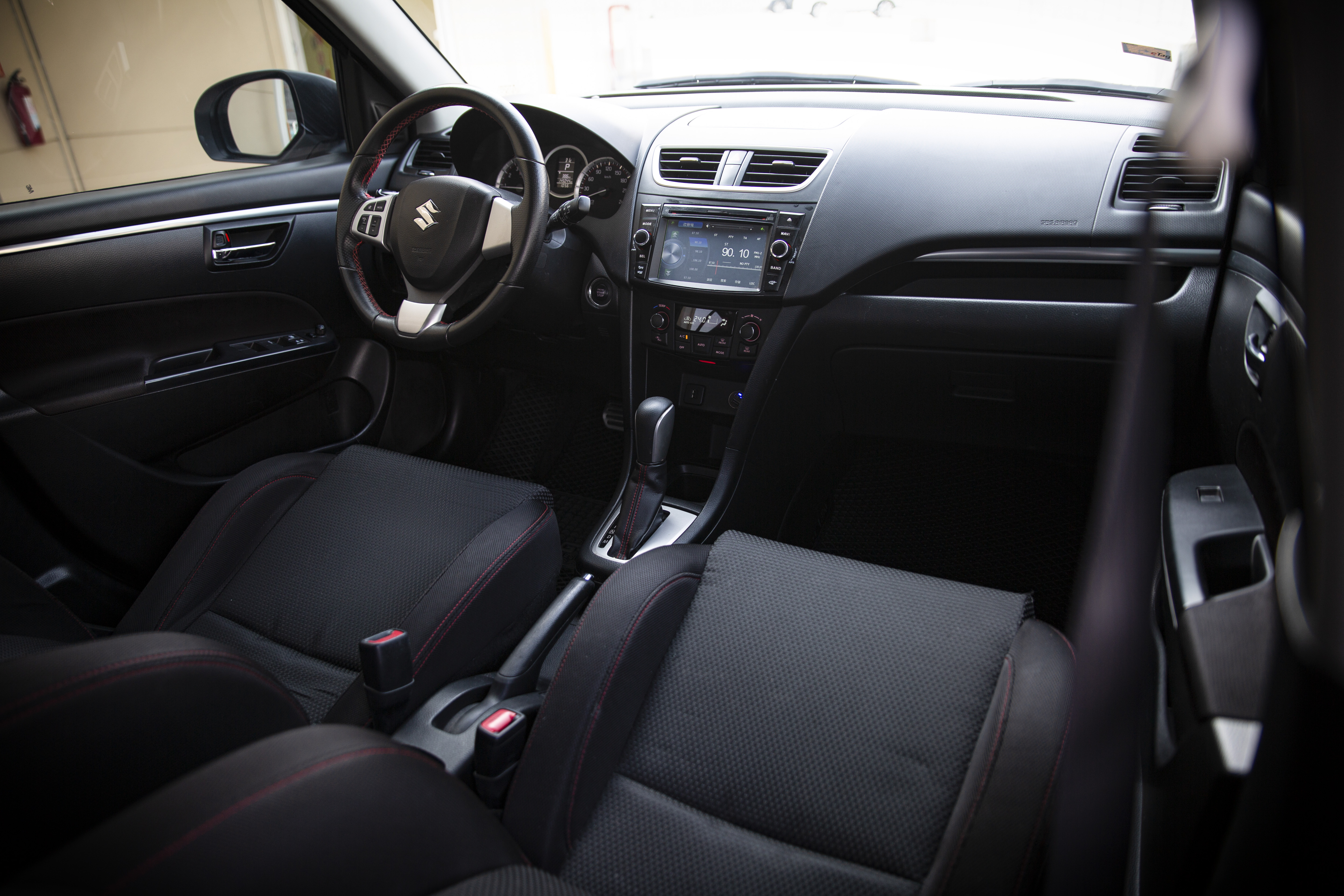 12年 Swift Sport 運動版 136匹 日本進口 【實車價行情指標店】  第12張相片