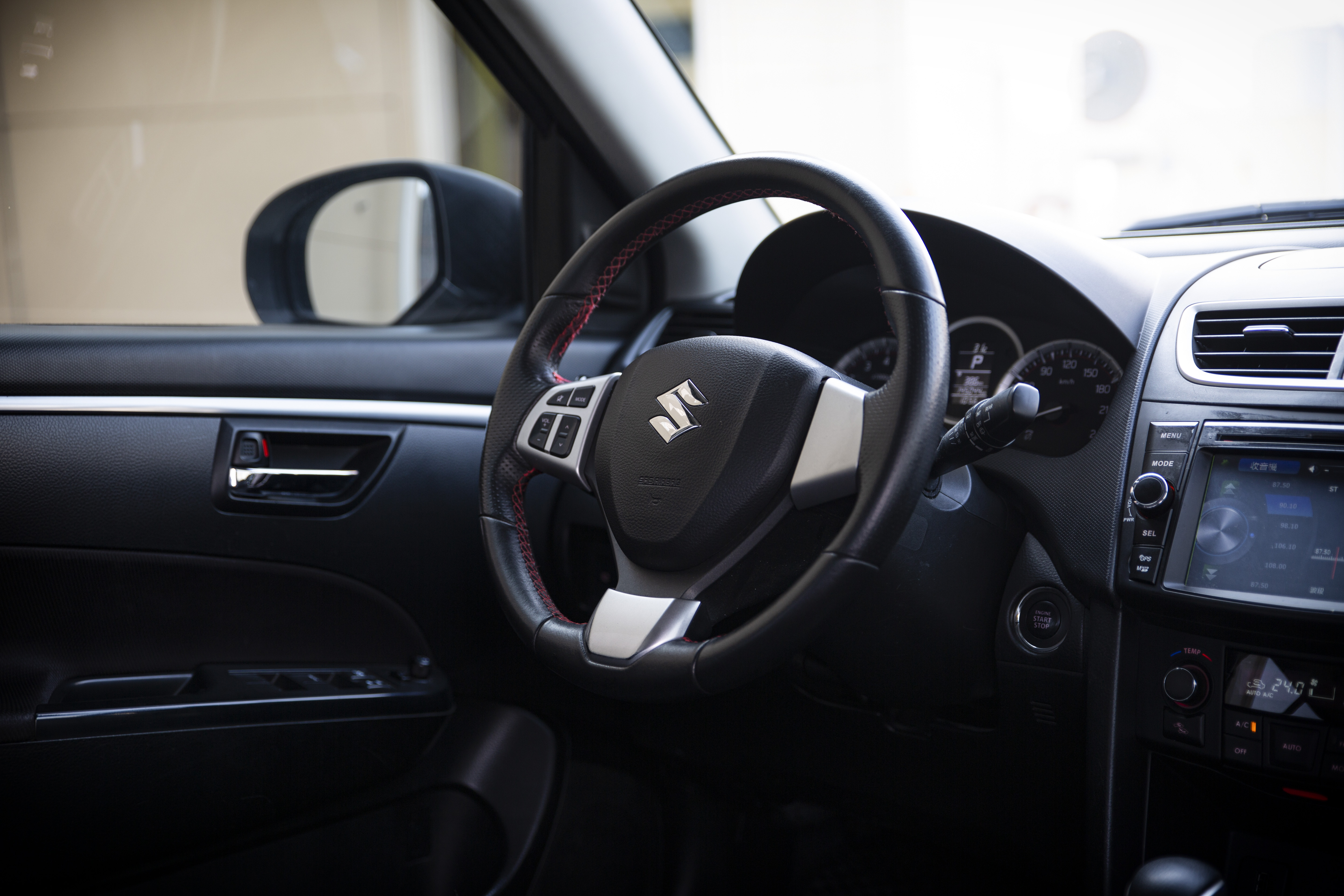 12年 Swift Sport 運動版 136匹 日本進口 【實車價行情指標店】  第13張相片