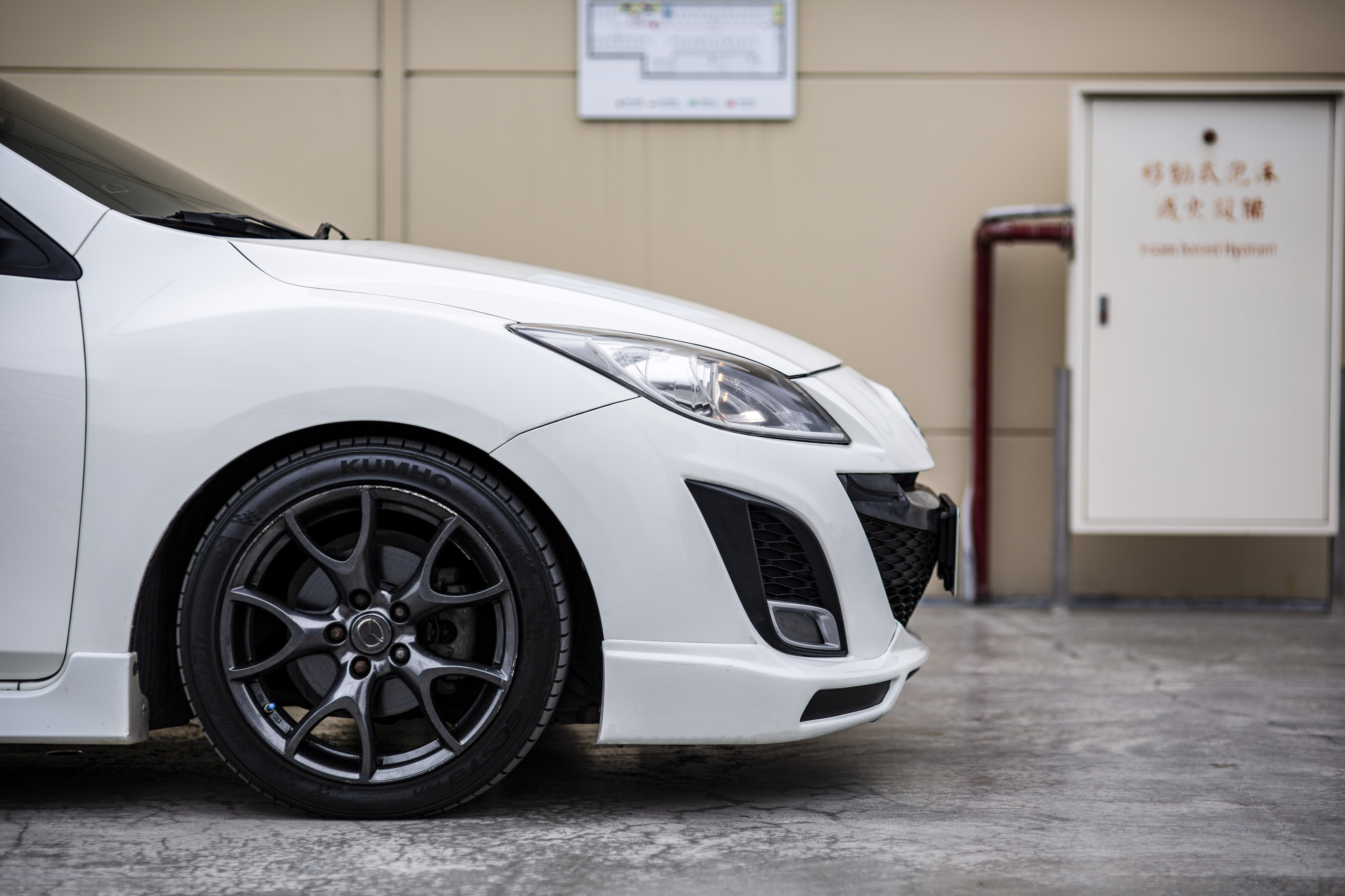 11年 Mazda3 5D 頂級型 雙出大包 大凹多幅鋁圈【實車價行情指標店】  第7張相片