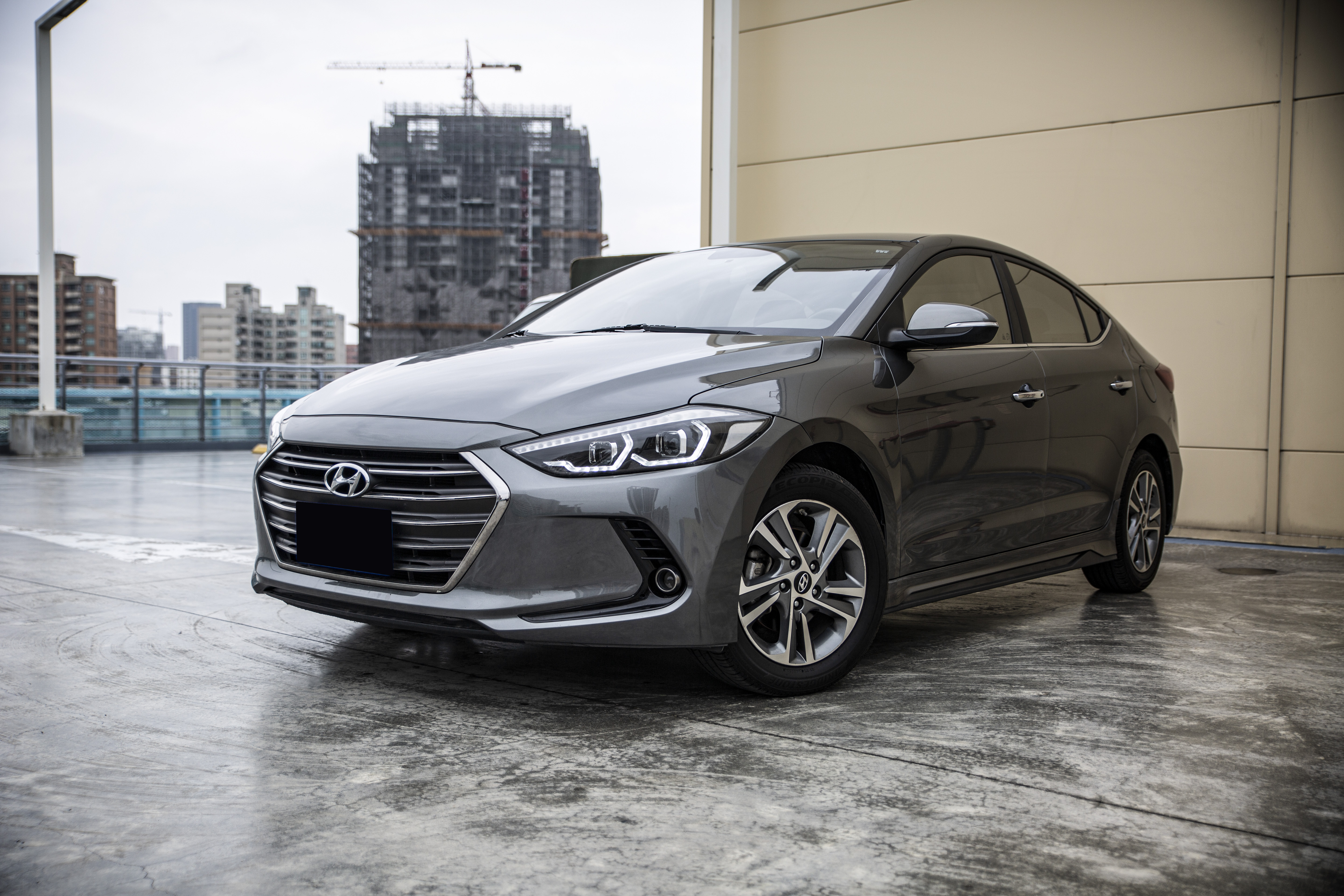17年 Super Elantra 2.0旗艦 S運動套件【實車價行情指標店】  第1張相片
