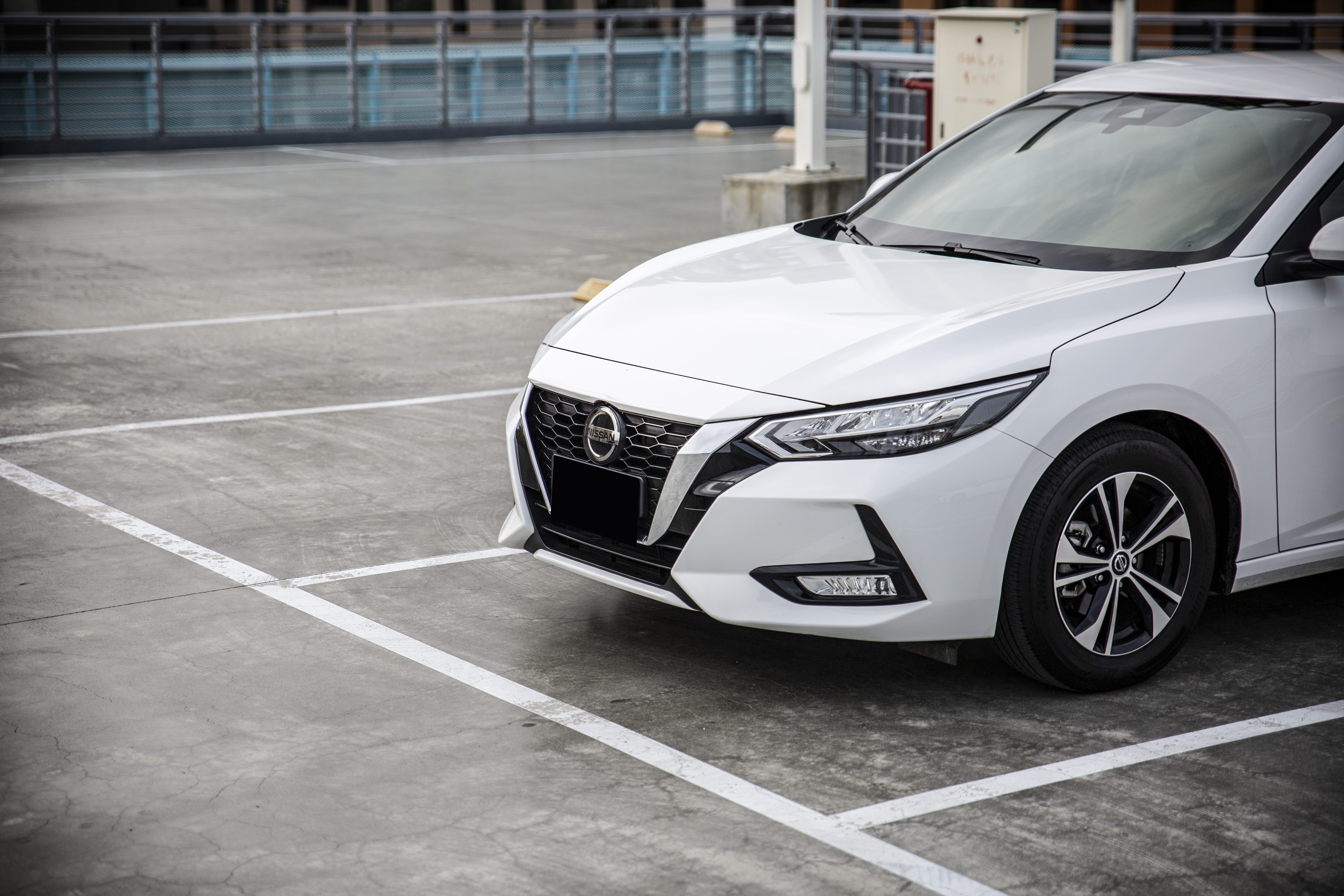21年 Sentra 尊爵型 LED陣列式頭燈 全速域ACC【實車價行情指標店】  第12張相片