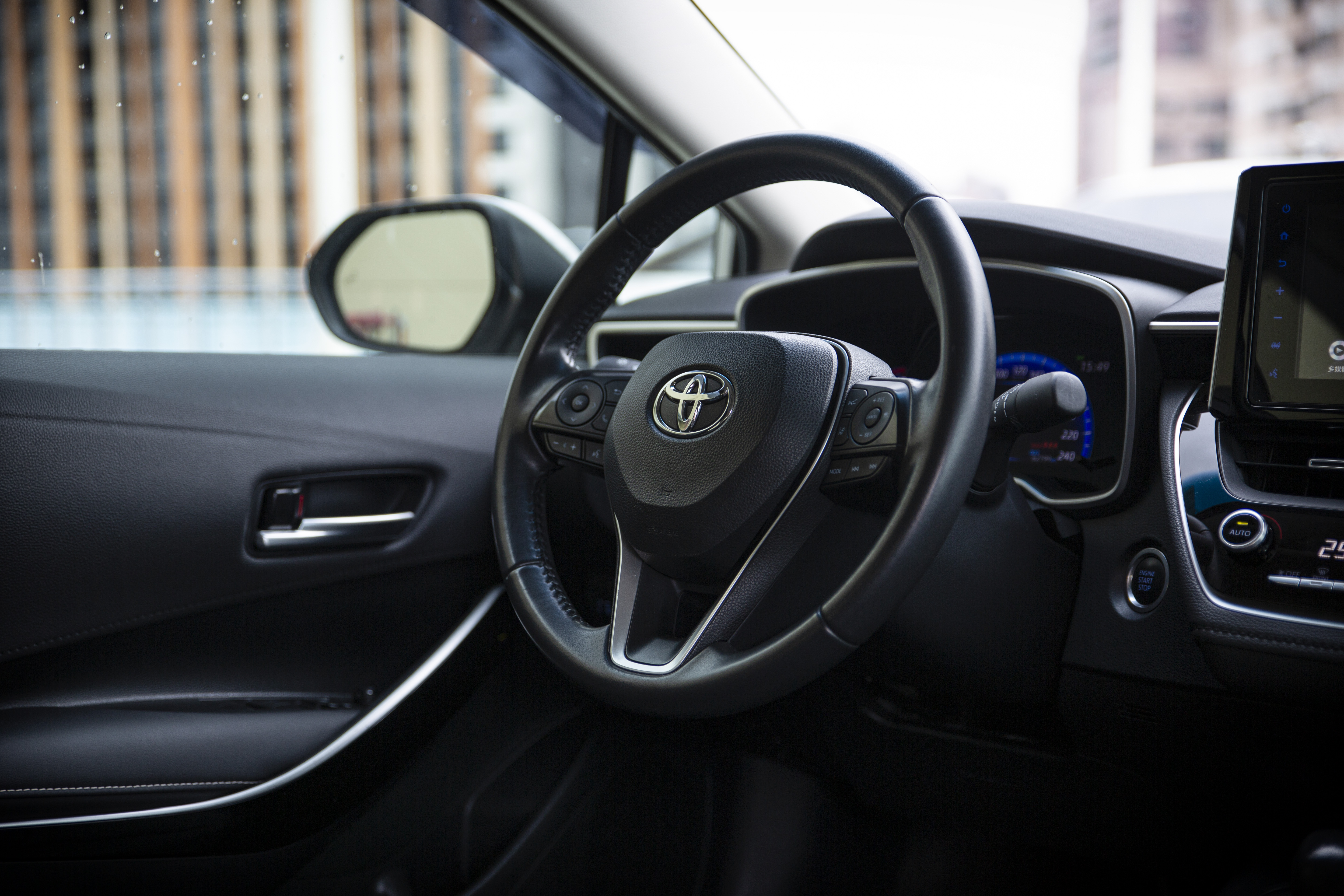 19年 Altis 尊爵頂級型 12代 7安 跟車 光條尾燈【中古車行情指標店】  第11張相片