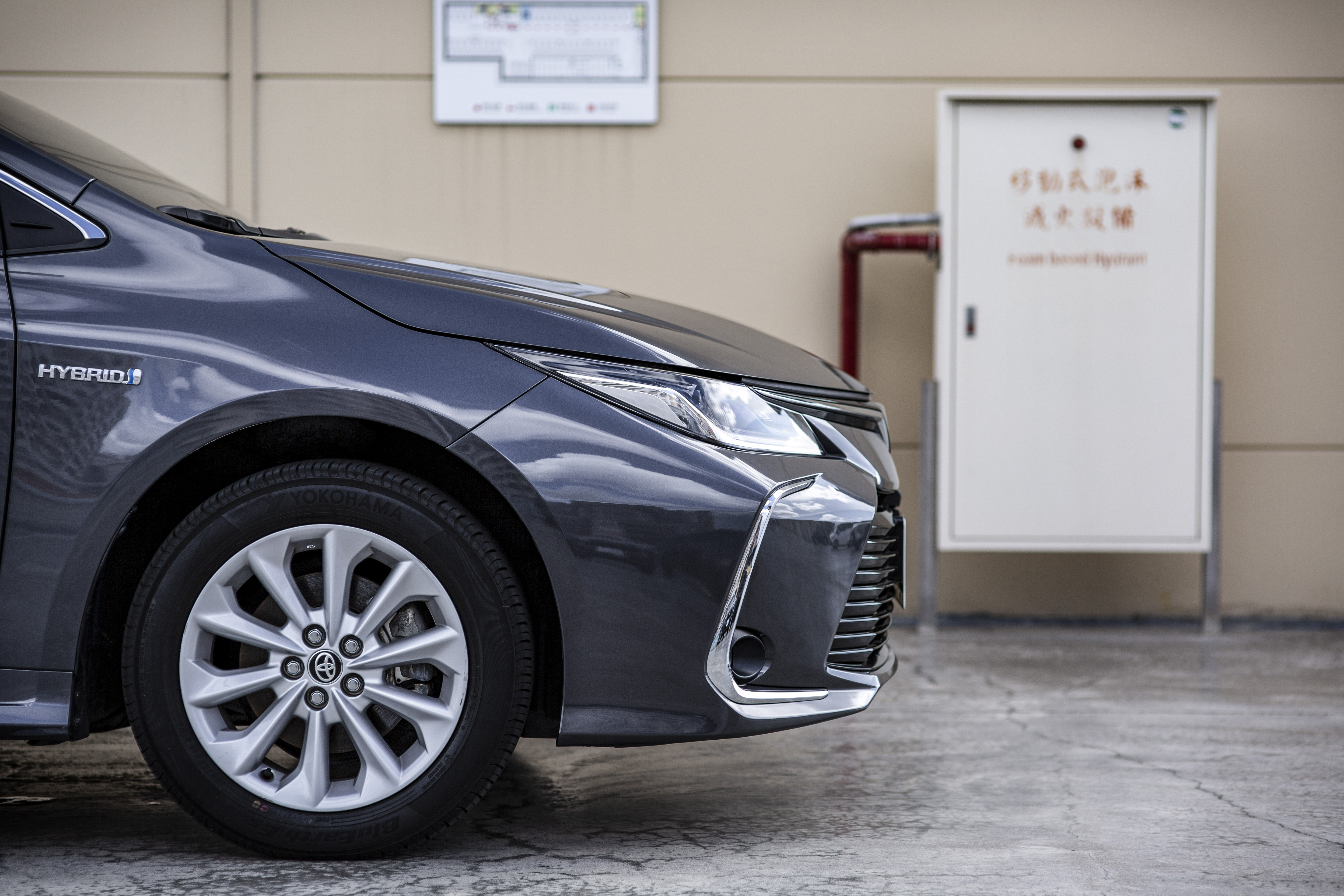 19年 Altis Hybrid 油電旗艦版 LED日行燈【中古車行情指標店】  第11張相片