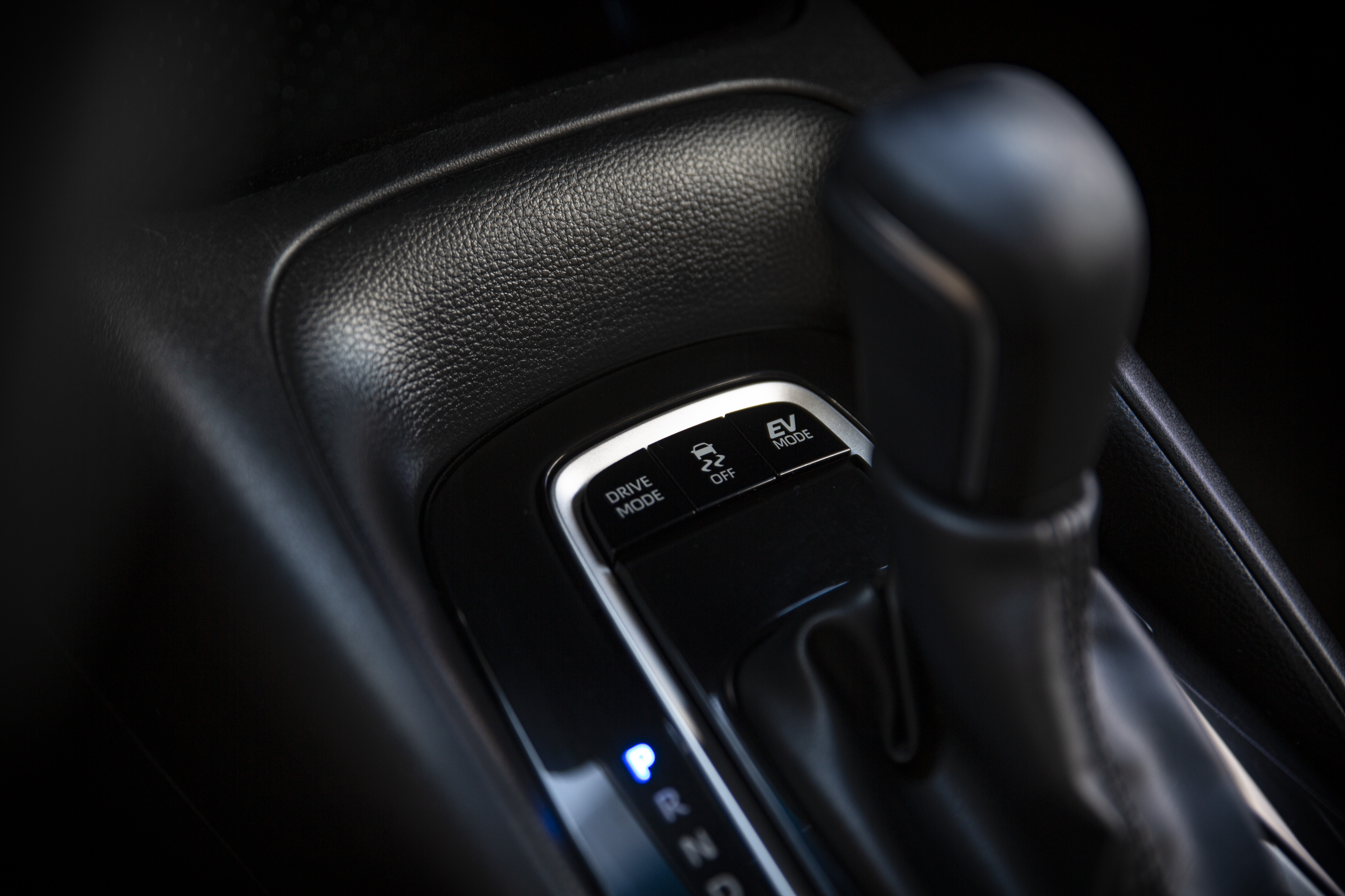 19年 Altis Hybrid 油電旗艦版 LED日行燈【中古車行情指標店】  第17張相片