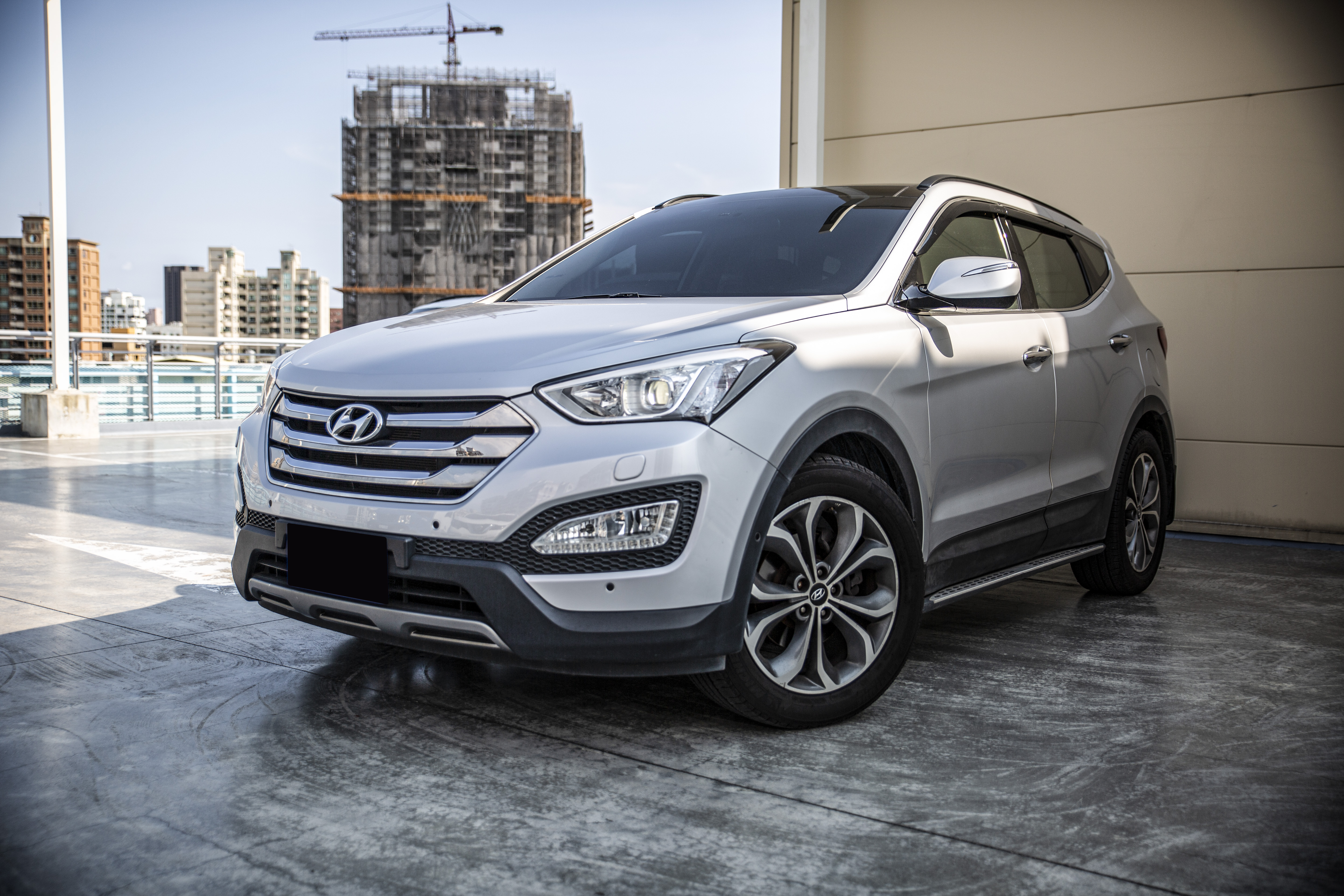 14年 Santa Fe 頂級皇家5人座 4WD 全景天窗【實車價行情指標店】  第1張相片