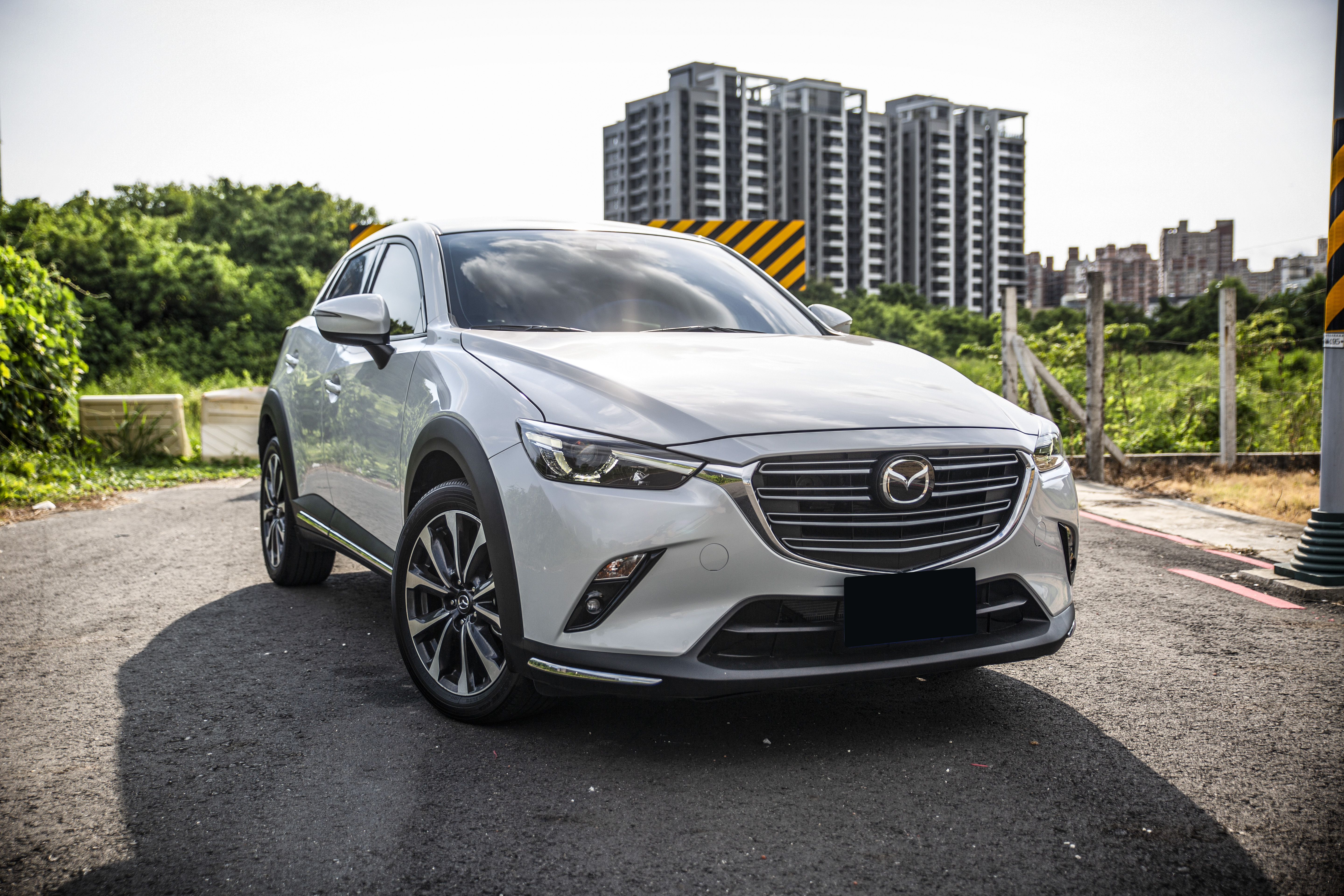 19年 CX-3 汽油旗艦 6安 定速 恆溫 導航【中古車行情指標店】  第1張相片