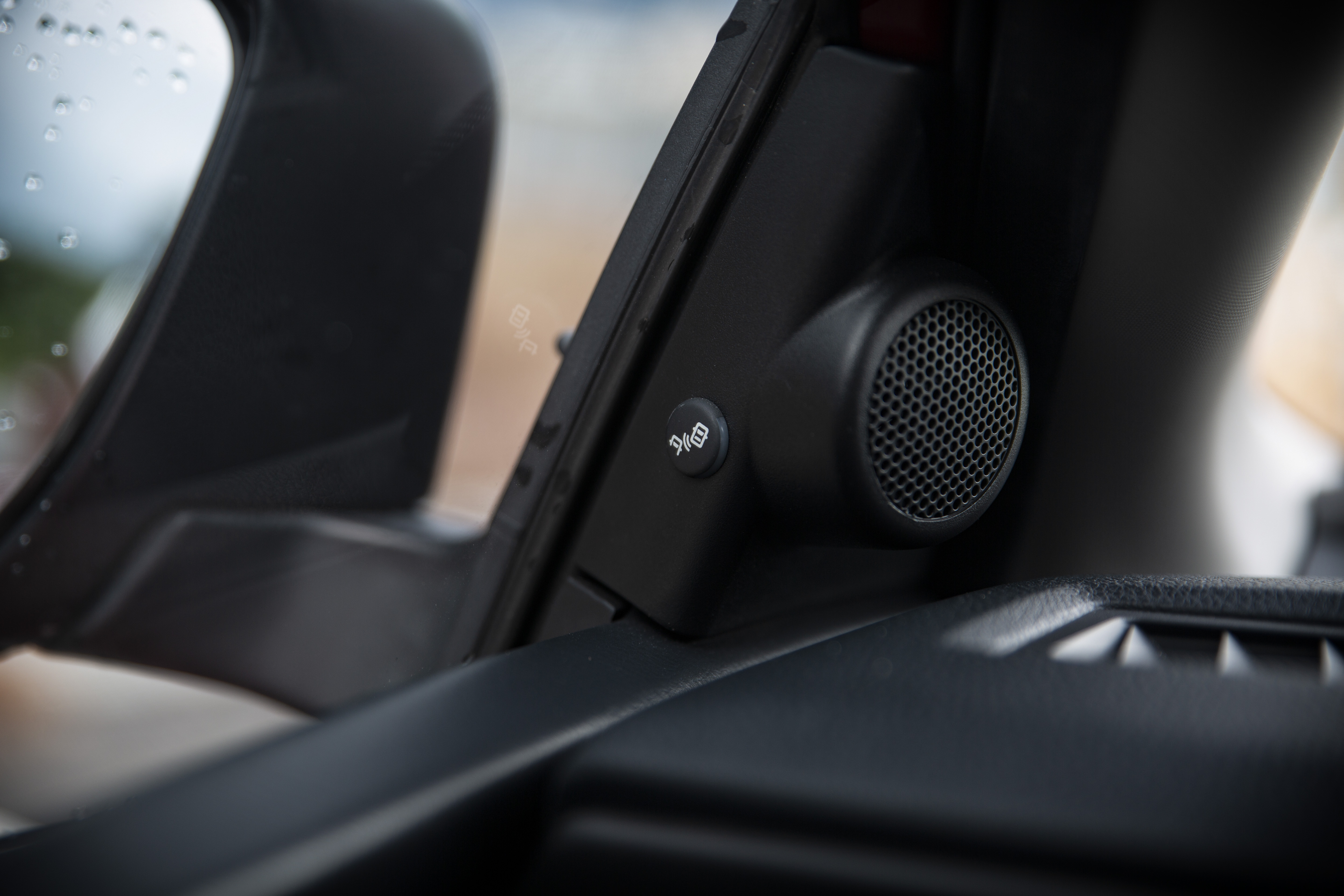 17年 Altis X 頂級尊爵版 11.5代 盲點 8安【中古車行情指標店】  第12張相片