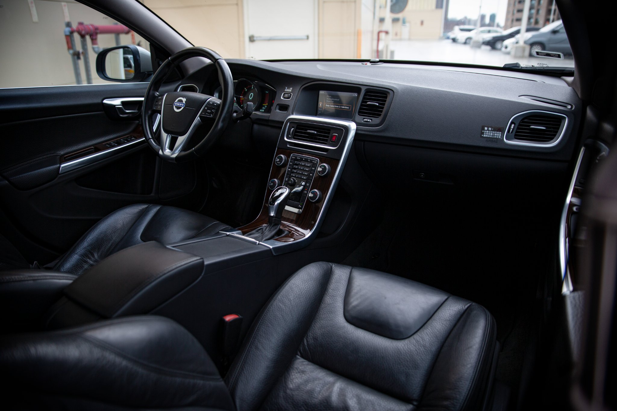 13年 S60 D4 柴油豪華型 新款車頭 極稀有【實車價行情指標店】  第10張相片