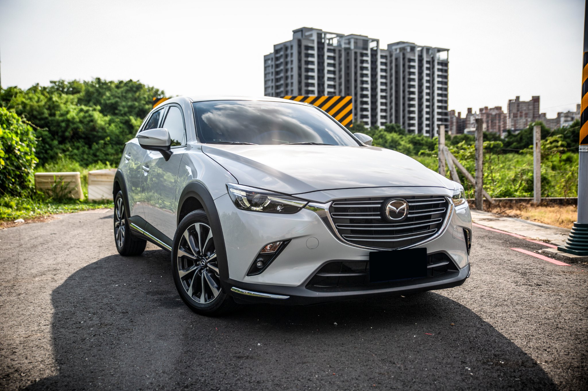 19年 CX-3 汽油旗艦 6安 定速 恆溫 導航【實車價行情指標店】  第1張相片