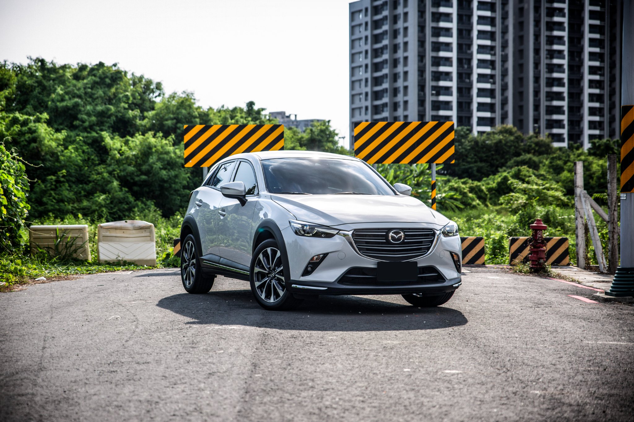 19年 CX-3 汽油旗艦 6安 定速 恆溫 導航【實車價行情指標店】  第3張相片