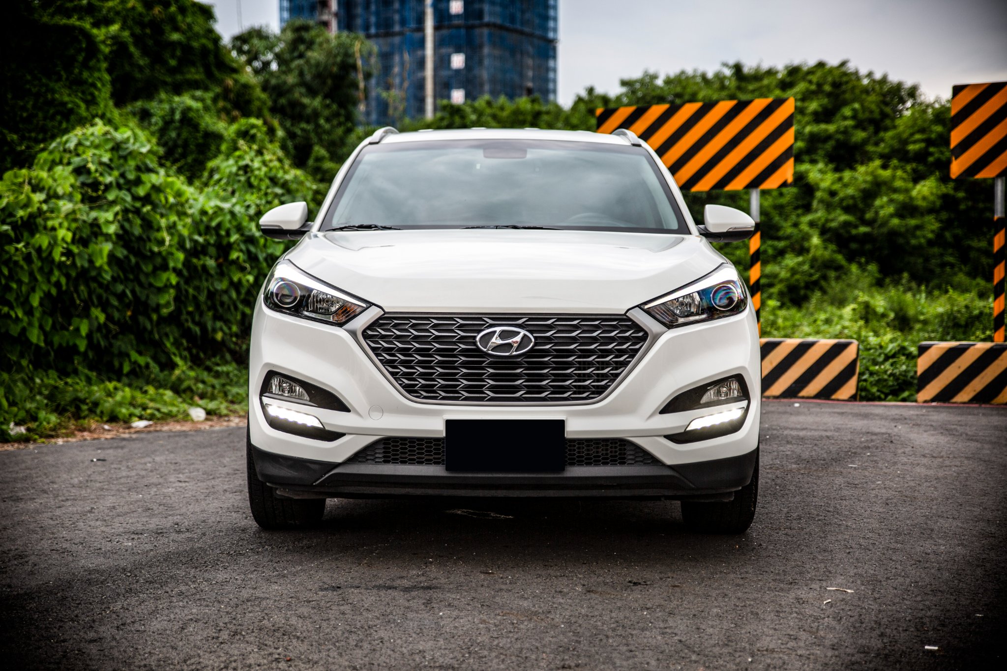 17年 Tucson 1.6汽油渦輪 免鑰匙 定速 電動椅【實車價行情指標店】  第4張相片