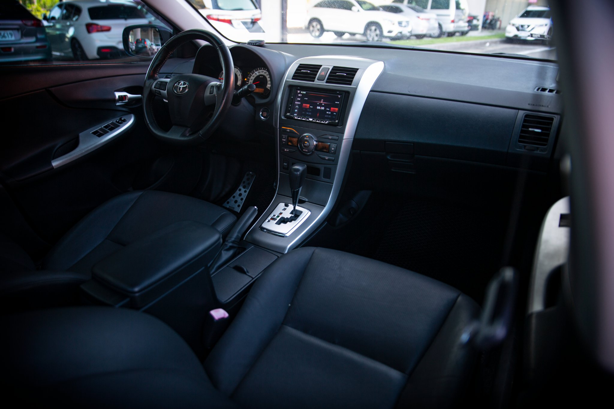 10年 Altis 2.0Z 運動版 免鑰匙 天窗 換檔快撥【實車價行情指標店】  第8張相片