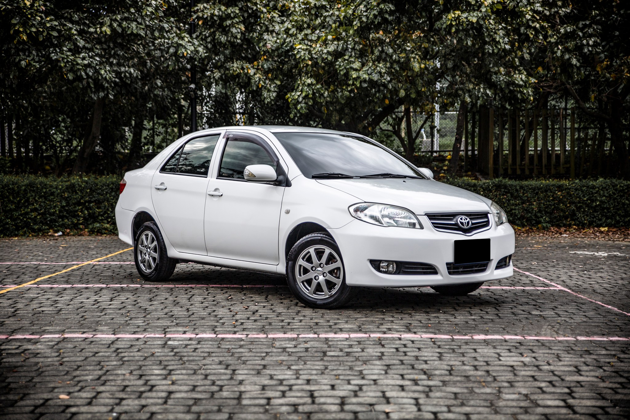 13年 Vios 1.5E 小改款 雙安 ABS 倒車雷達【實車價行情指標店】  第1張相片
