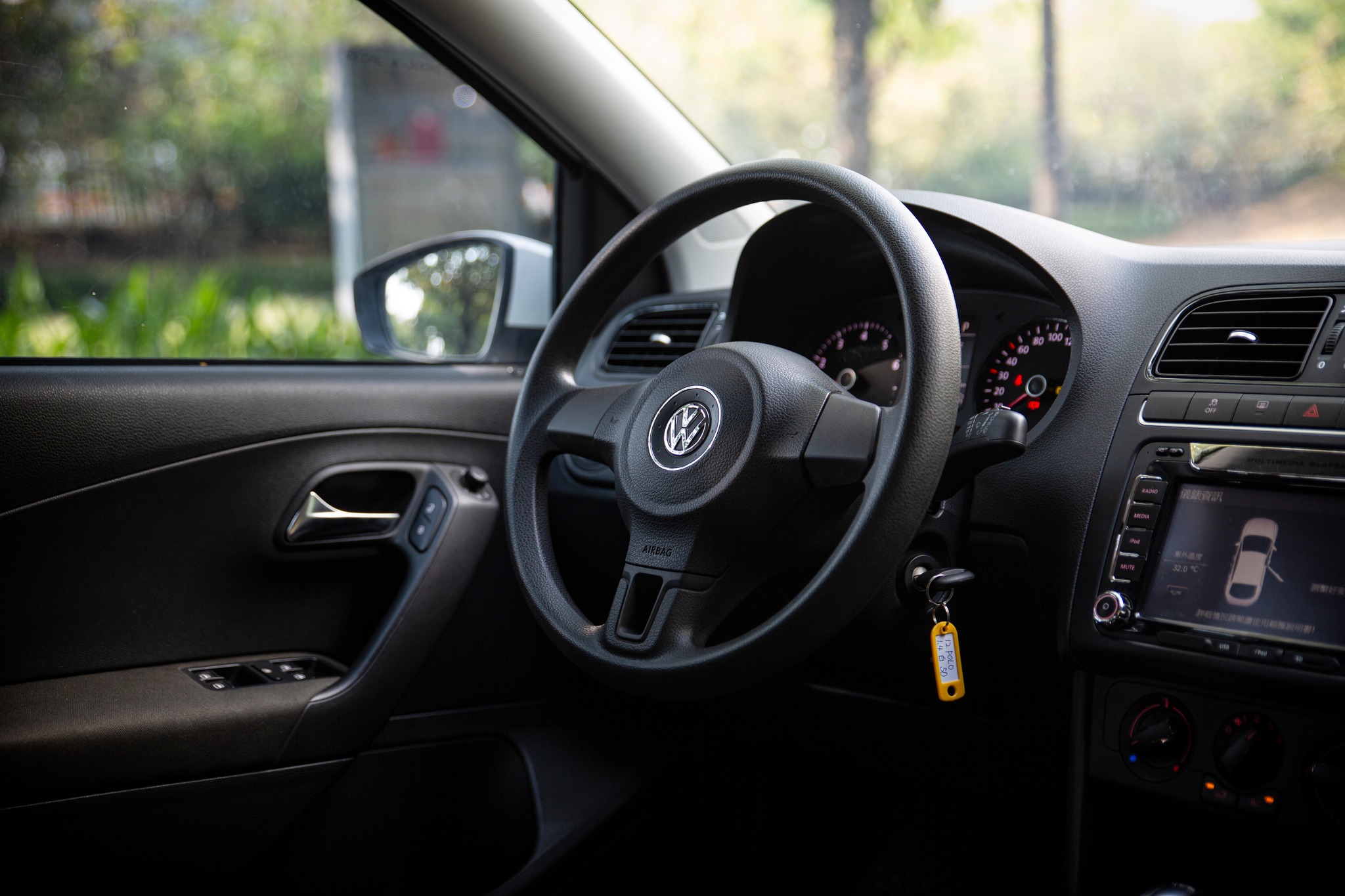 12年 Polo 1.4 五門頂級版 循跡 動態穩定 【實車價行情指標店】  第2張相片