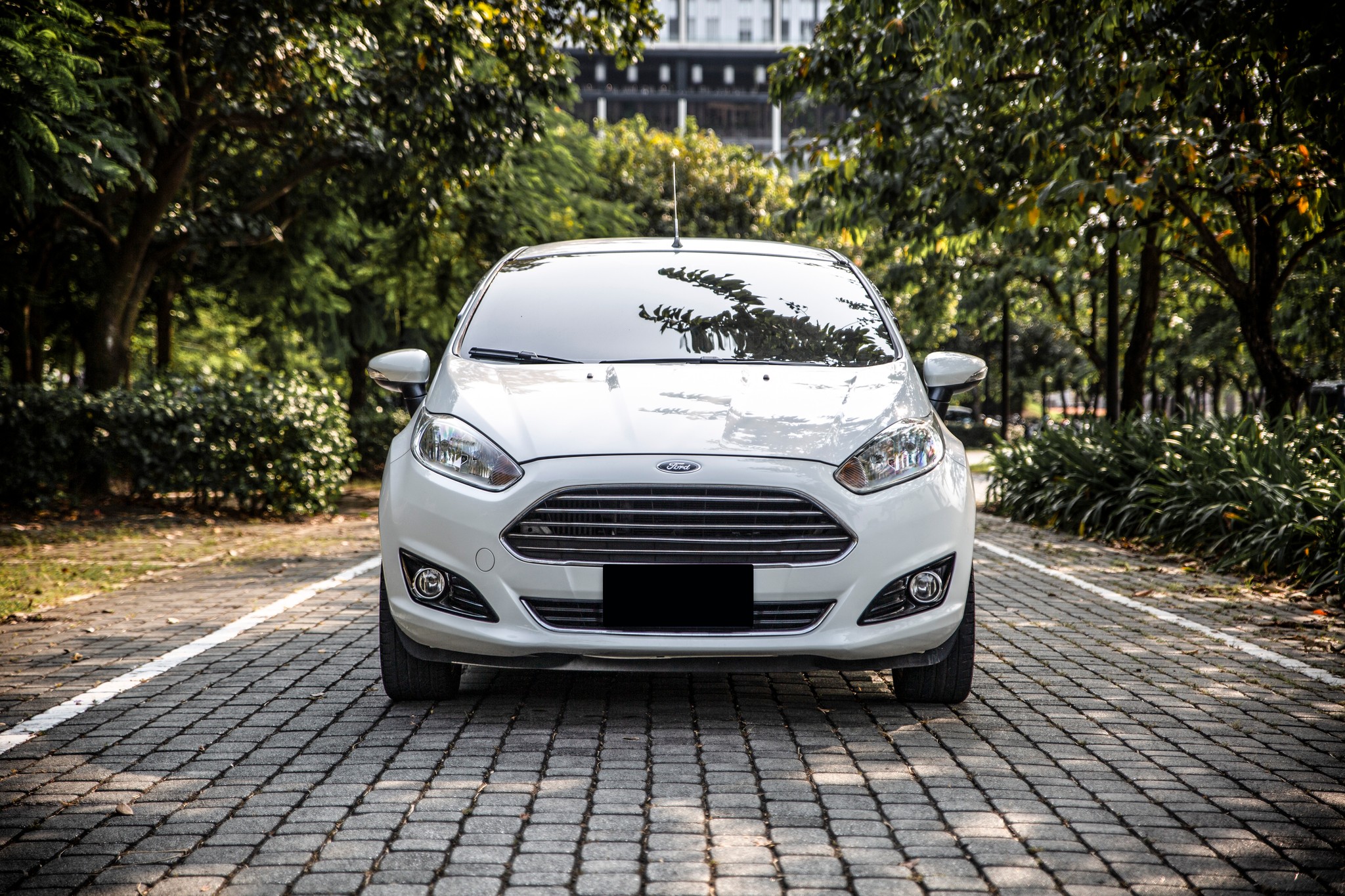 14年 Fiesta 1.0 EcoBoost 頂級型 6安【實車價行情指標店】  第2張相片