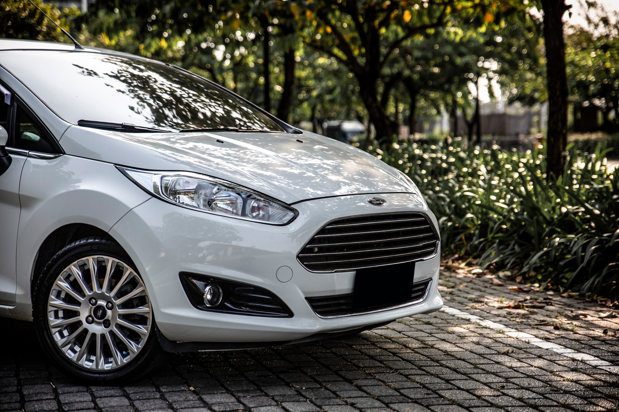 14年 Fiesta 1.0 EcoBoost 頂級型 6安【實車價行情指標店】  第10張相片