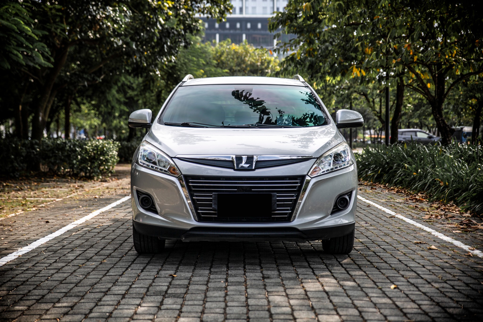13年 U6 Turbo 1.8豪華型 恆溫 倒車顯影 盲點【實車價行情指標店】  第10張相片