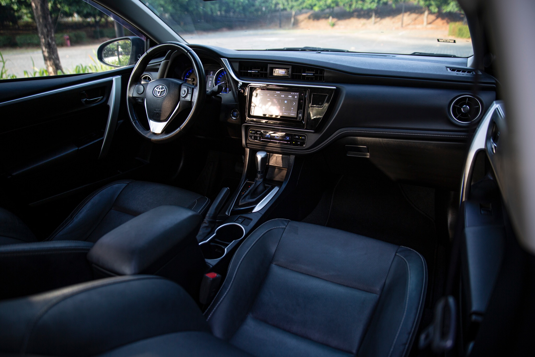 18年 Altis 豪華型 11.5代 六安 定速 免鑰匙【實車價行情指標店】  第2張相片