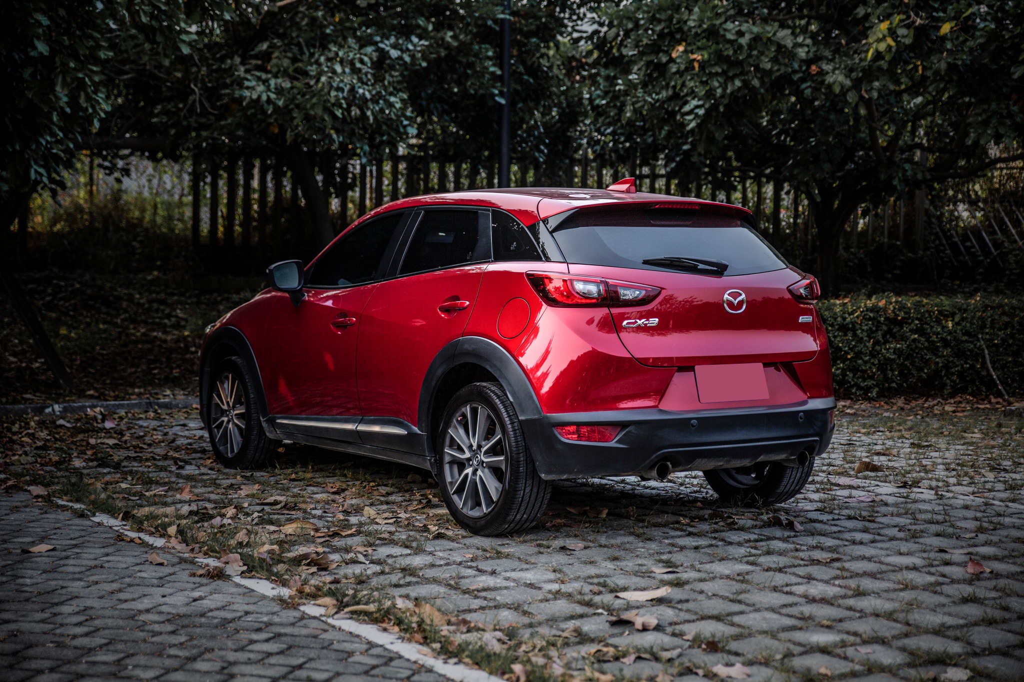 17年 CX-3 汽油頂級型 6安 定速 恆溫 導航【實車價行情指標店】  第9張相片