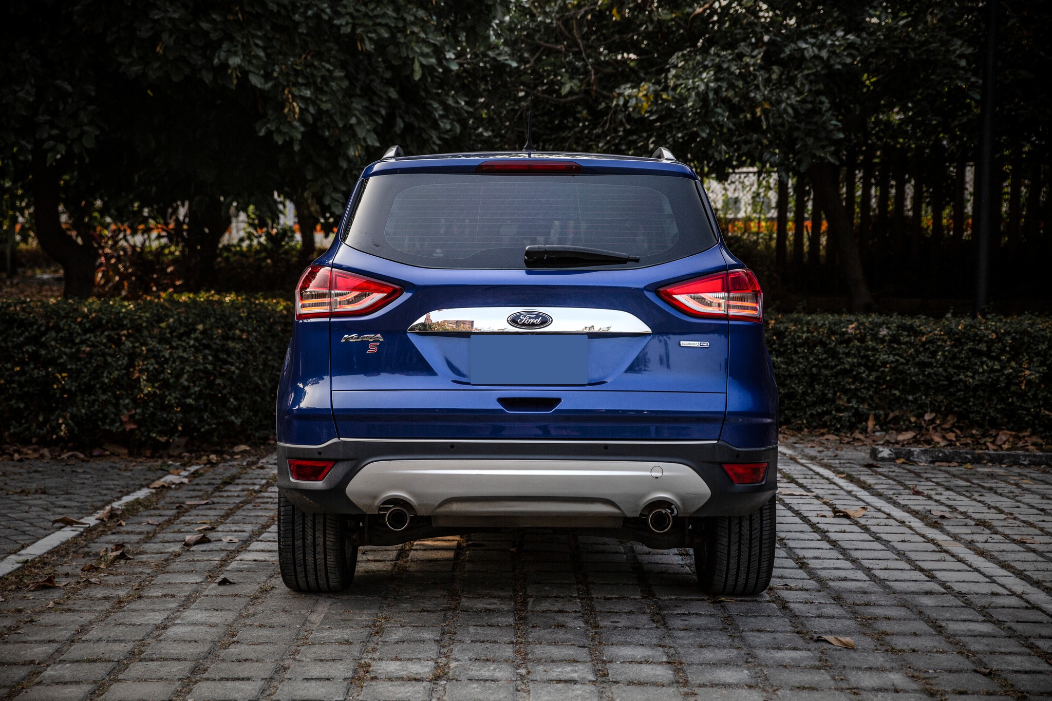 13年 Kuga 2.0旗艦 4WD 電尾門 渦輪242匹【實車價行情指標店】  第8張相片