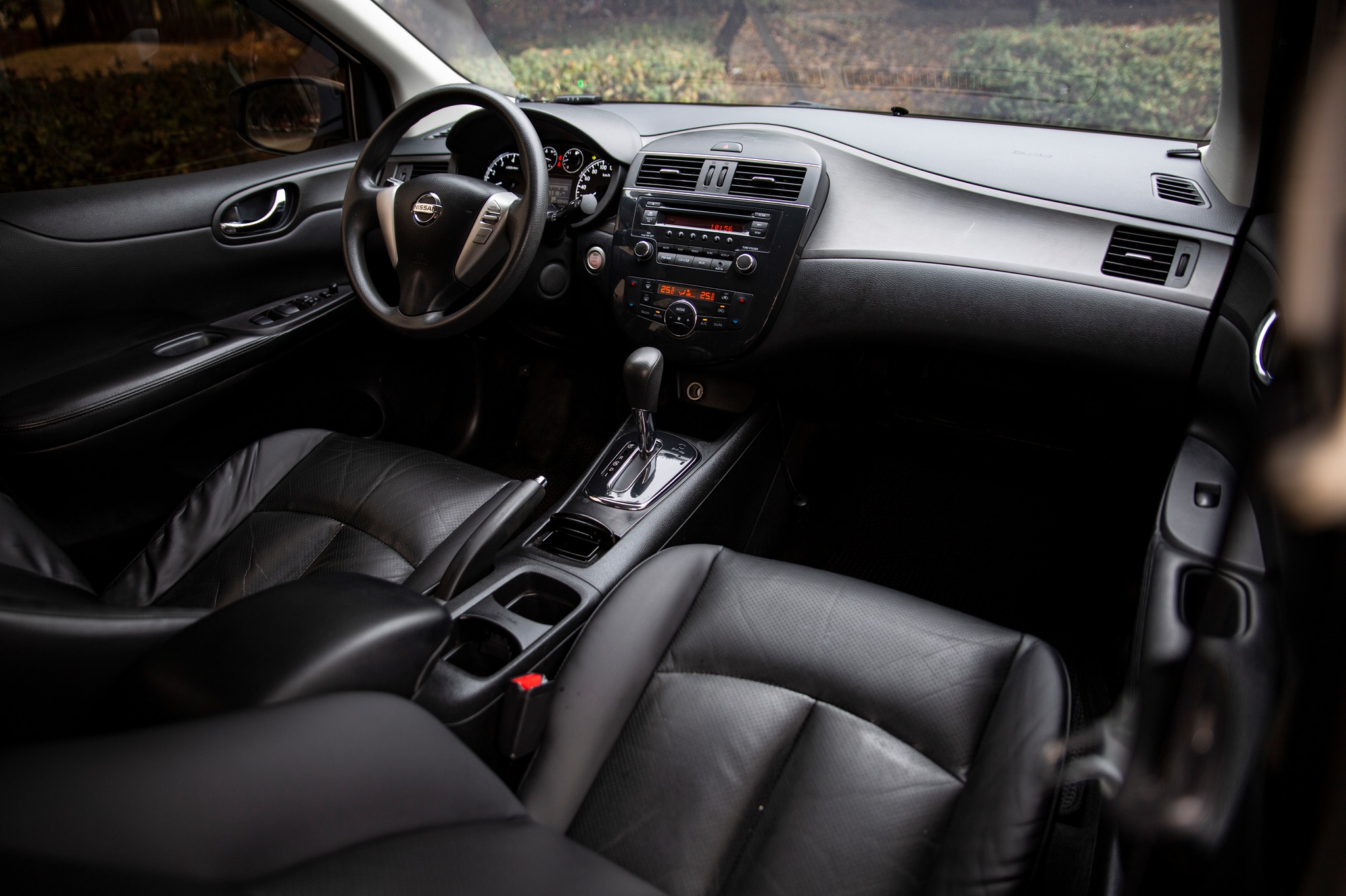 【滿18歲即可申貸】14年 Big Tiida 豪華版 免鑰匙 恆溫 定速  第2張相片