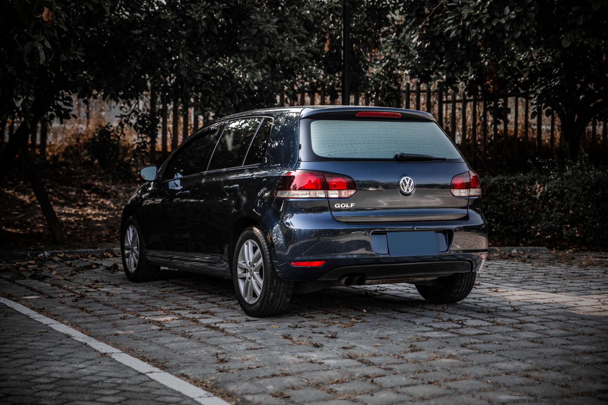 【滿18歲即可申貸】10年 Golf 1.4TSI 六代 160匹雙增壓 定速  第8張相片
