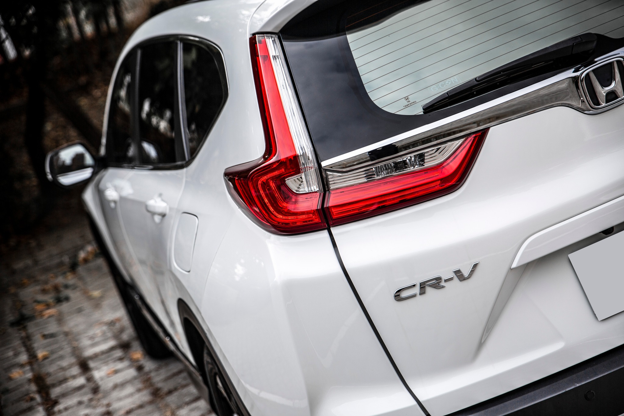 【滿18歲即可申貸】18年 CR-V S 5代 ACC跟車 全景天窗 電尾門  第7張相片