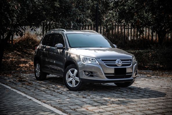 【滿18歲即可申貸】10年 Tiguan 2.0TSI 四驅 恆溫 定速  第1張相片