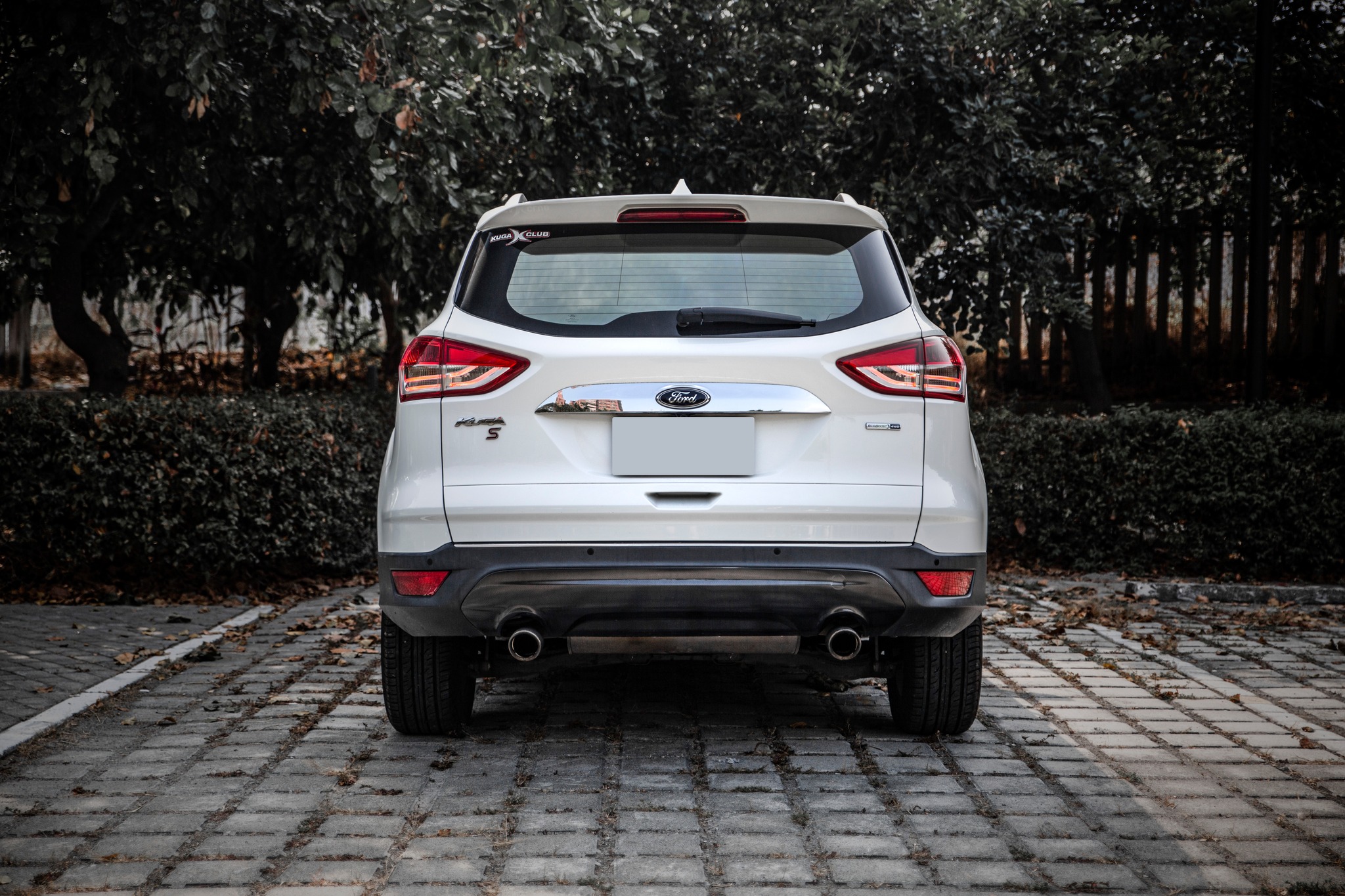 【滿18歲即可申貸】13年 Kuga 2.0旗艦 4WD 電尾門 渦輪242匹  第9張相片