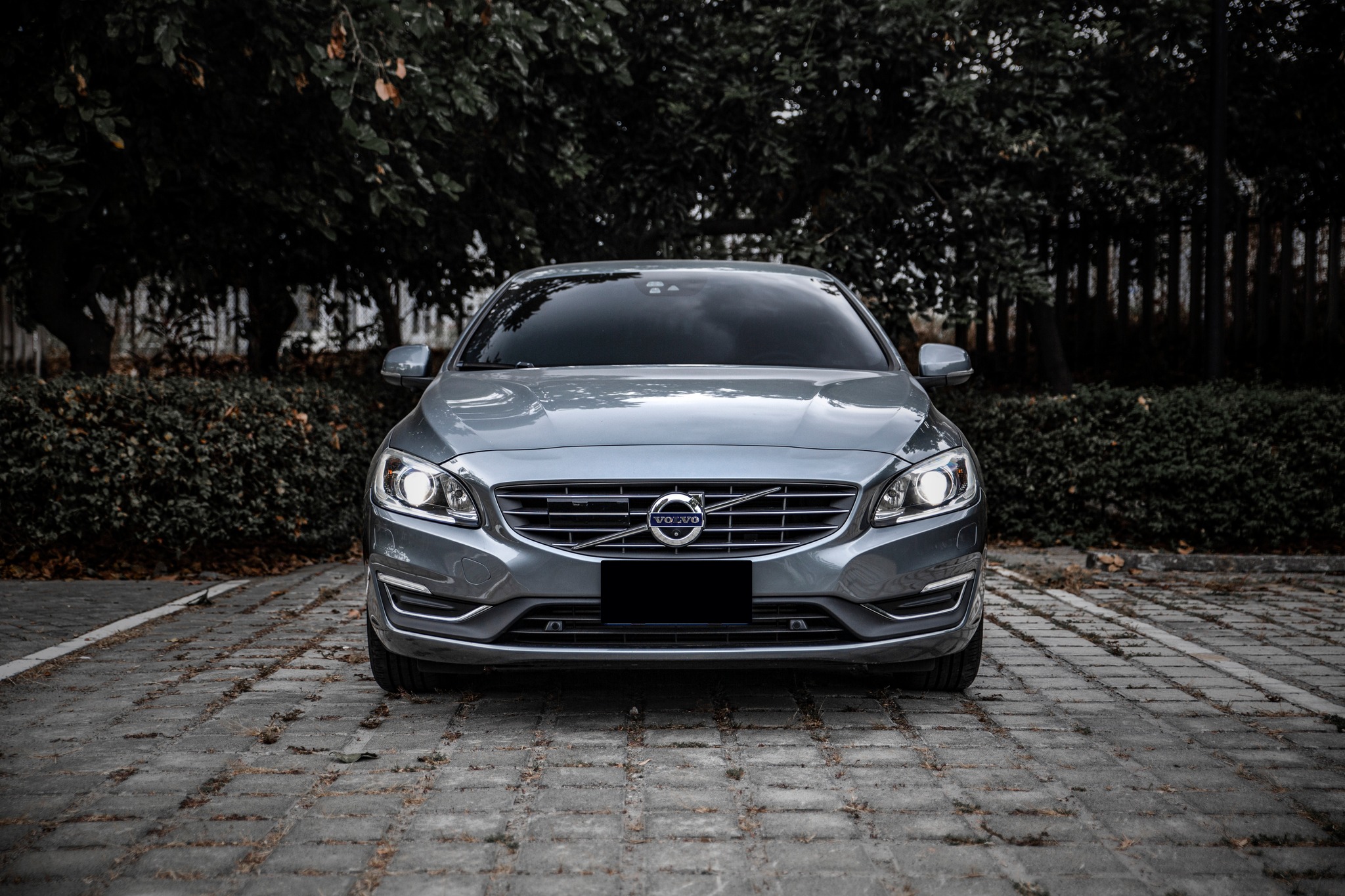 【滿18歲即可申貸】17年 S60 T4運動版 ACC跟車 自動停車 10安  第2張相片