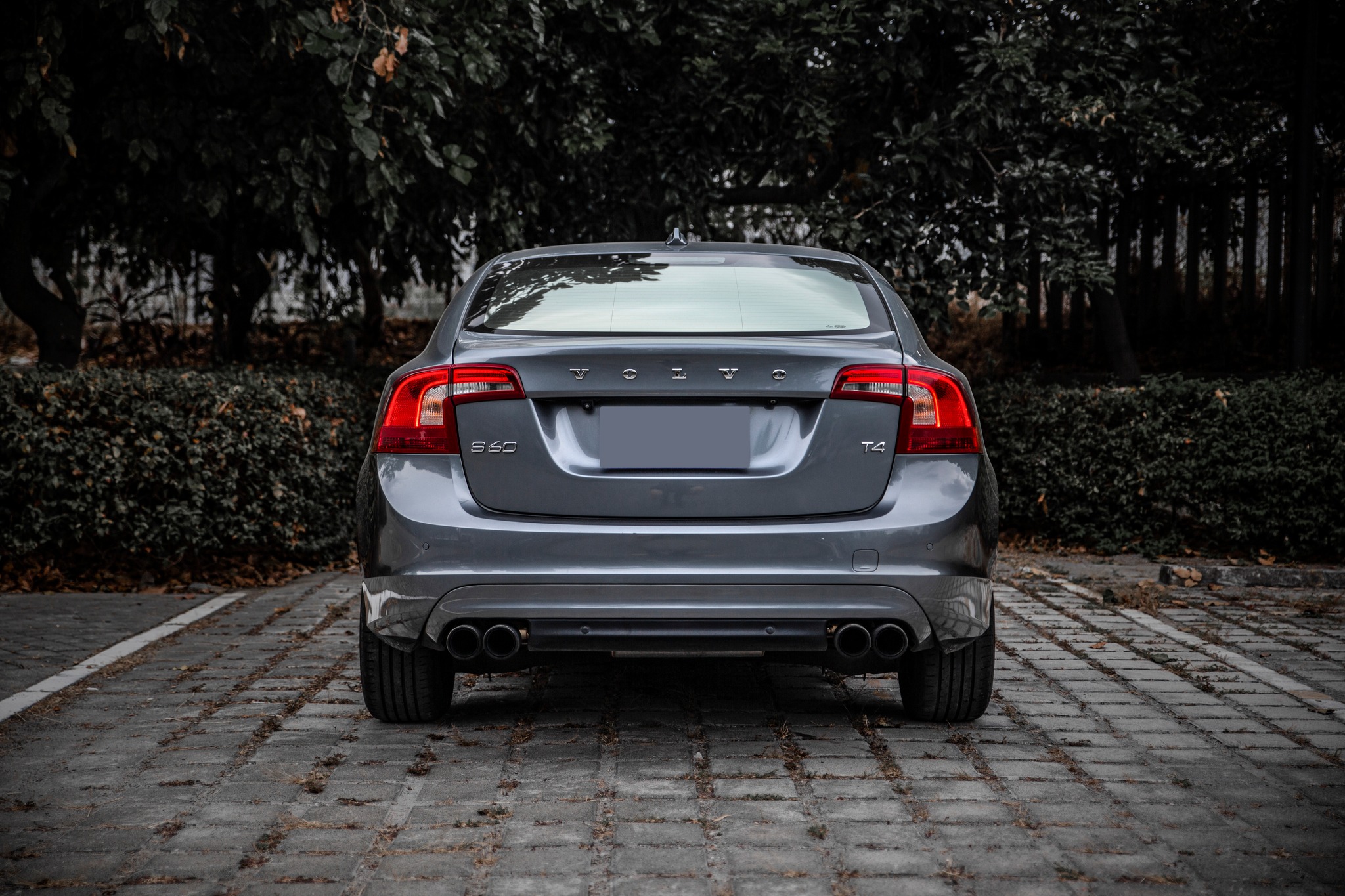 【滿18歲即可申貸】17年 S60 T4運動版 ACC跟車 自動停車 10安  第4張相片