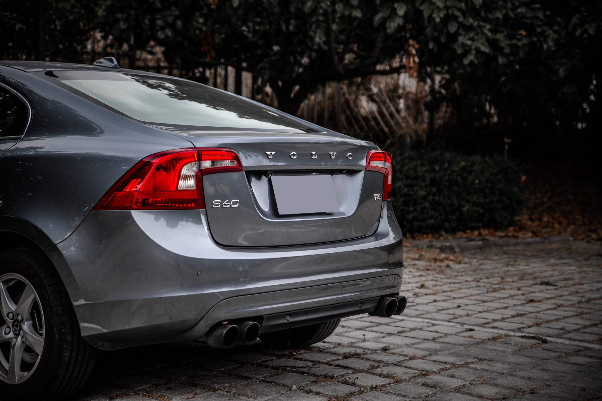 【滿18歲即可申貸】17年 S60 T4運動版 ACC跟車 自動停車 10安  第6張相片