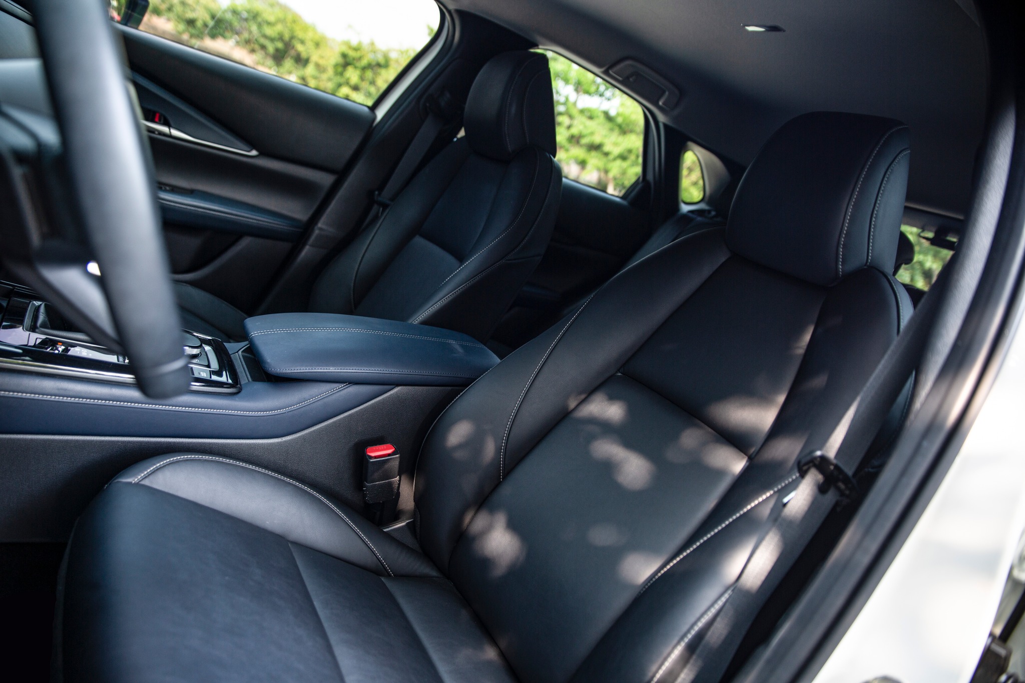 【滿18歲即可申貸】21年 CX-30 20S Premium 環景 電尾門  第8張相片
