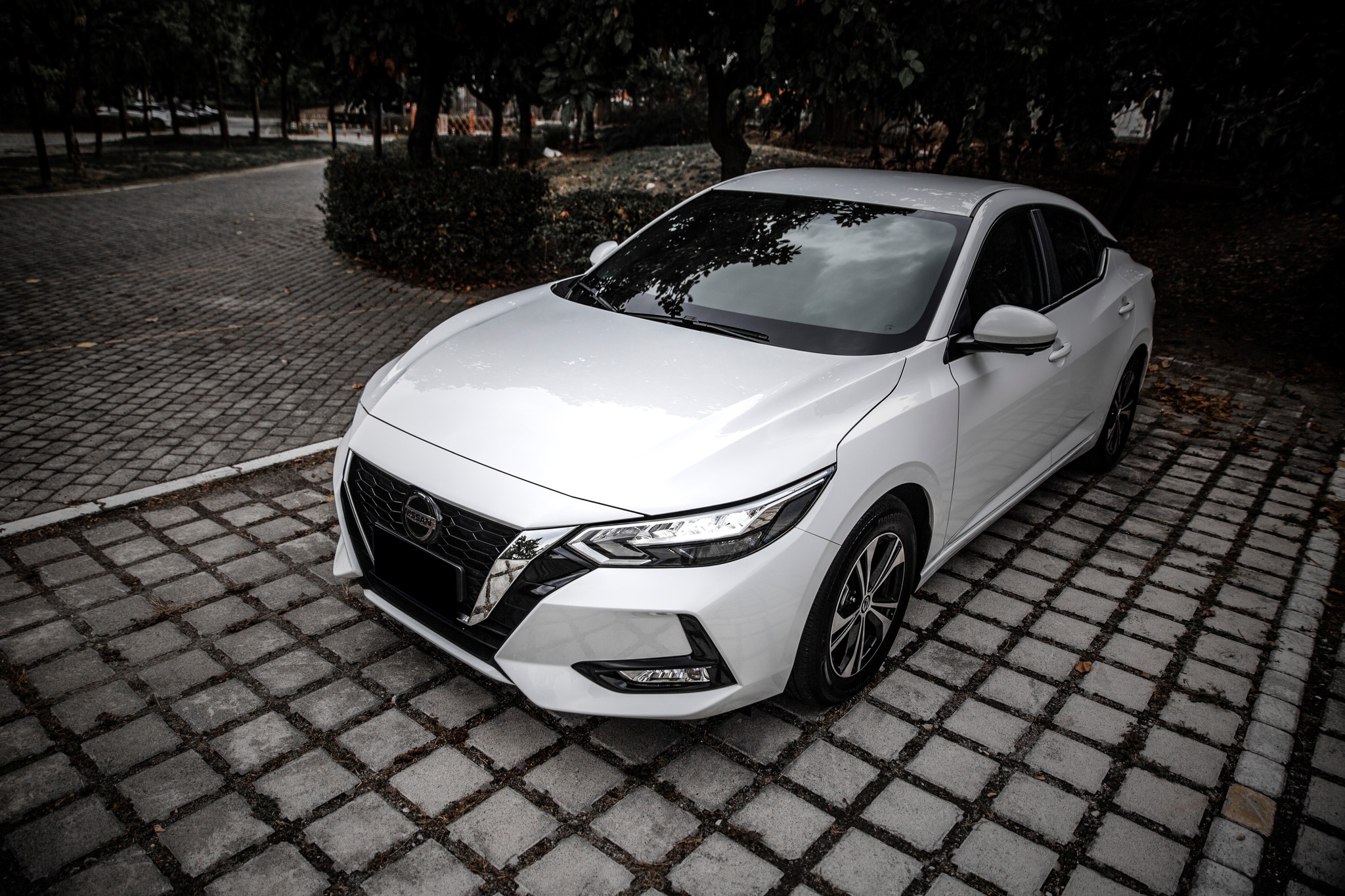 【滿18歲即可申貸】21年 Sentra 尊爵型 LED陣列式頭燈 全速域ACC  第2張相片