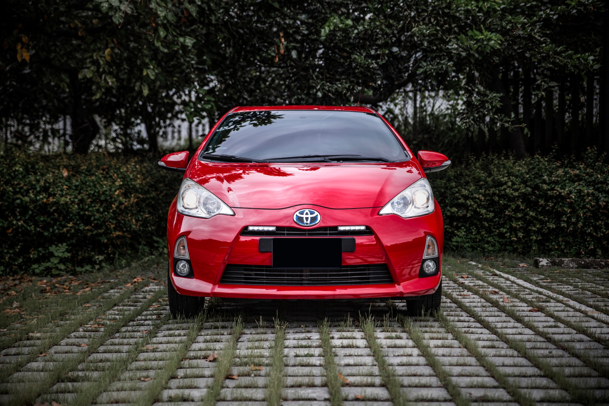 【18歲100%過件】13年 Prius C 油電複合 7安 循跡防滑 動態穩定  第5張相片