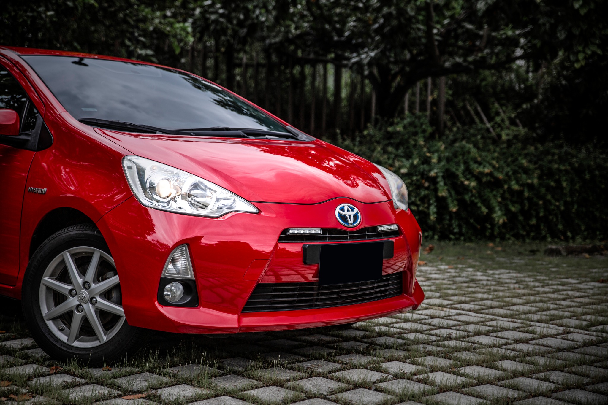 【18歲100%過件】13年 Prius C 油電複合 7安 循跡防滑 動態穩定  第6張相片